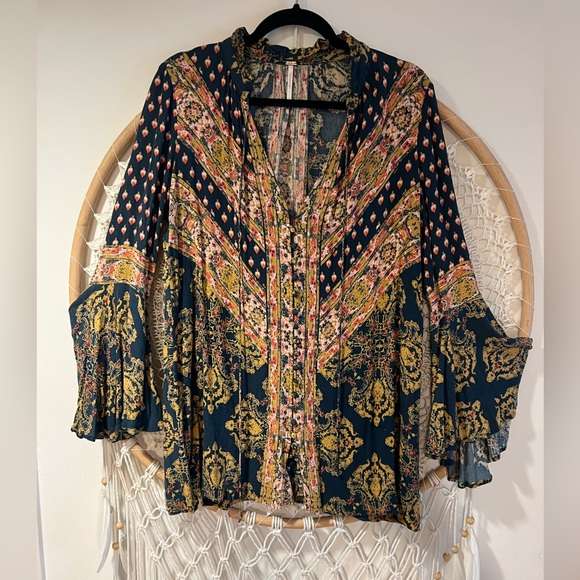 Free People Magic Mystery Tunic with Flared Cuffs Size S - Picture 4 of 7